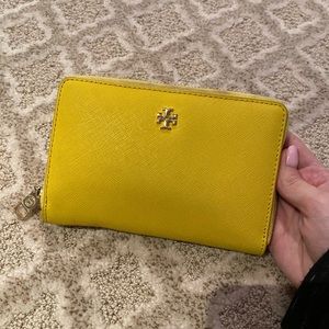 Tory Burch wallet
